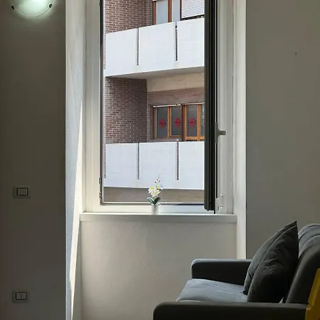 Chic - Near Airport & Center